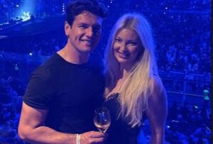 Popular / ¡Noche romántica de Nelson Haedo con su amorchi en el concierto de Drake!