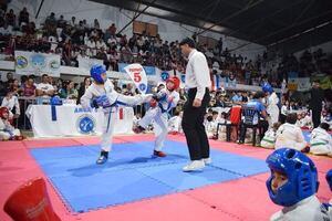 Taekwon-do: Brillante actuación de alumnos de ACAST en Argentina - Polideportivo - ABC Color