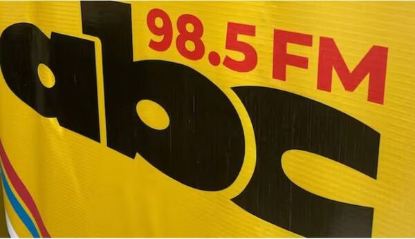 Popular / Por baja audiencia, Grupo Zuccolillo pone fin a ABC FM y revive Cardinal Romance