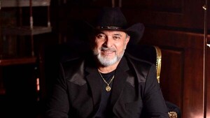 Pedro Martínez viste de country a la guarania en su centenario