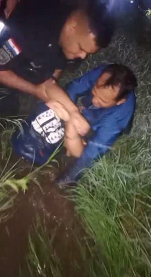 Popular / Raptan a mujer y la tiraron chalaikue en un esteral