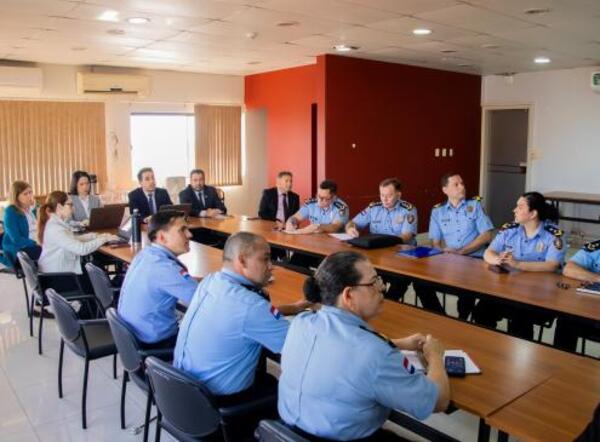 MEF socializa con la Policía Nacional grave situación deficitaria de la Caja Fiscal