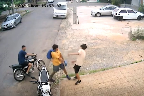 Video: Estudiante fue agredido al defender a una amiga de presunto acoso callejero