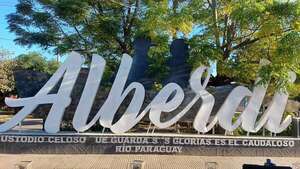 Alberdi, destino ideal para el turismo de compras en el feriado largo - Viajes - ABC Color