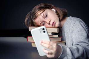FOMO y ROMO: qué son, cómo nos afectan y consejos para mantener la calma - Estilo de vida - ABC Color