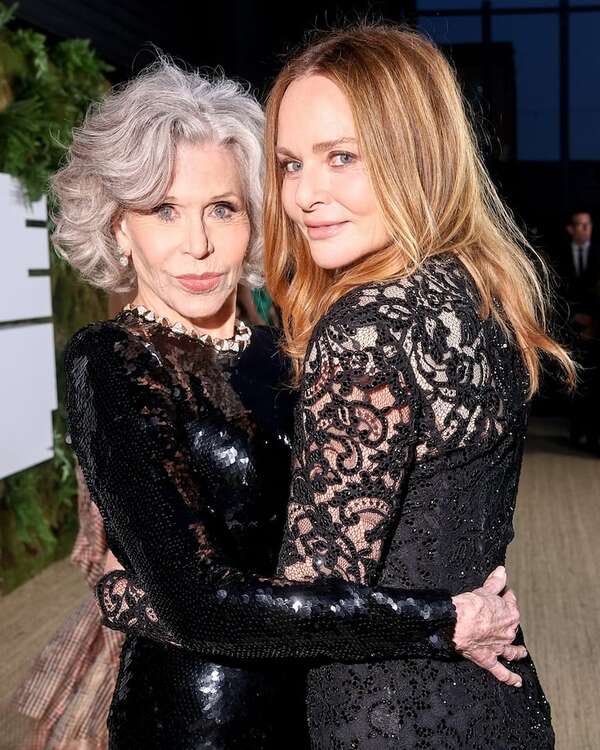 Stella McCartney recibió un premio de manos de Jane Fonda - Gente - ABC Color
