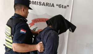 Adolescente de 16 años supuestamente clavó a su hermana de 11 años con un tenedor - Noticiero Paraguay