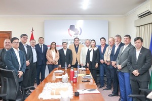 Pereira fortalece vínculos en sesión del Consejo de Gobernadores