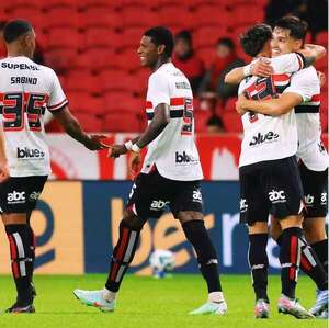 El São Paulo de Bobadilla, obligado a remontar - Copa Libertadores - ABC Color