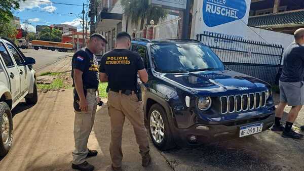 Vehículo robado en Buenos Aires termina en Encarnación