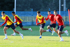 Primer entrenamiento de la Albirroja Sub 20 en Chile