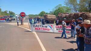 AUDIO: Cañicultores de Mauricio José Troche continúan con su tercer día de protesta - Periodísticamente - ABC Color