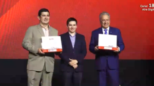 Telefuturo y Monumental, los mejores en su rubro por segundo año consecutivo en los premios B2B