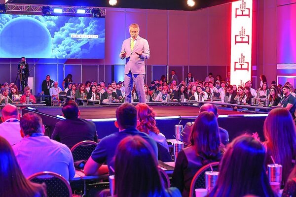 ExpoNegocios 2025 ejecutivos Paraguay como hub empresarial