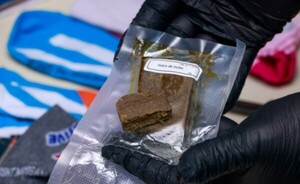 SENAD detecta marihuana “premium” oculta en encomiendas aéreas