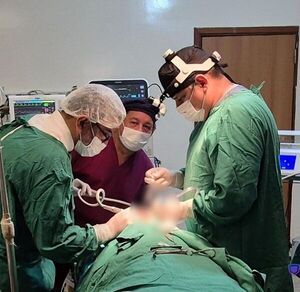 Popular / Ojejapóma la primera cirugía de hernia en la columna en el Hospital de Santa Rosa