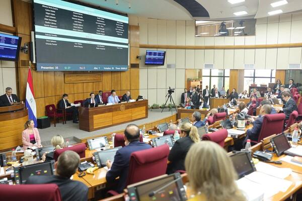 Analizarán propuesta de IPS de aumentar aporte del asegurado para cubrir deudas