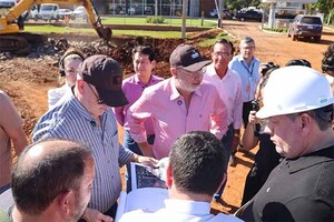 Director general de Itaipú verifica avance de obras de infraestructura financiadas en Alto Paraná | DIARIO PRIMERA PLANA