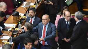 Disidentes y opositores ya suman 24 votos para hacer cambios en mesa directiva