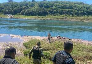 Naufragio en el río Paraná: un fallecido y un joven continúa desaparecido - ABC en el Este - ABC Color