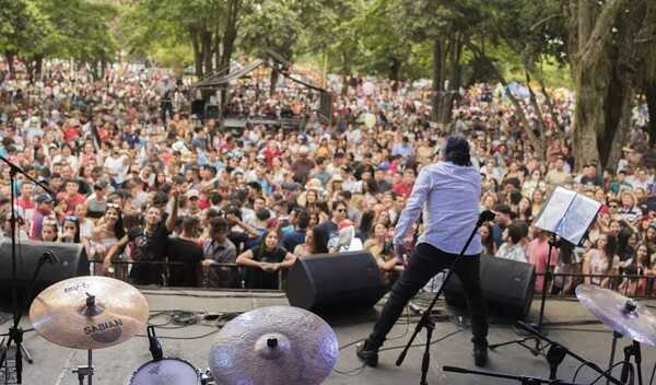 Fulgencio Yegros celebra el Festival del Licor 2025: tradición, cultura y sabores únicos