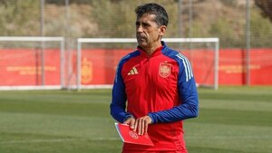 Versus / España "no es favorita" anticipa su DT en la previa del Mundial Sub 20 en Chile