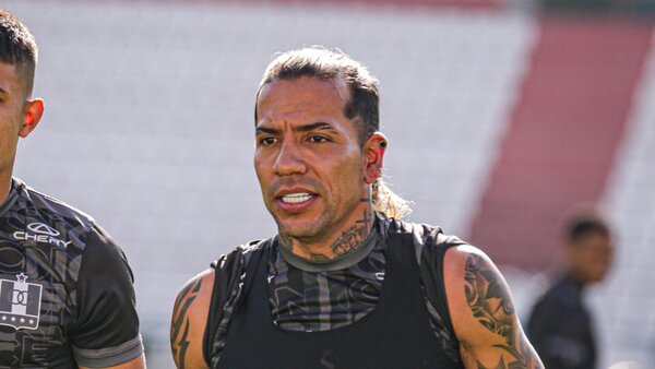 Moreno se une a Barcos, Santa Cruz y Vargas