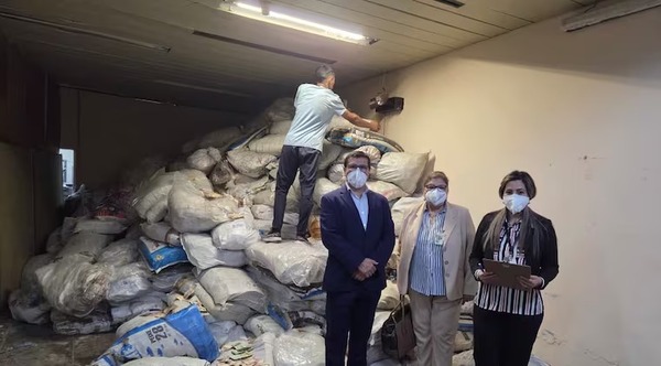 Queman 682 bolsas de billetes venezolanos incautados en Salto del Guairá - ADN Digital