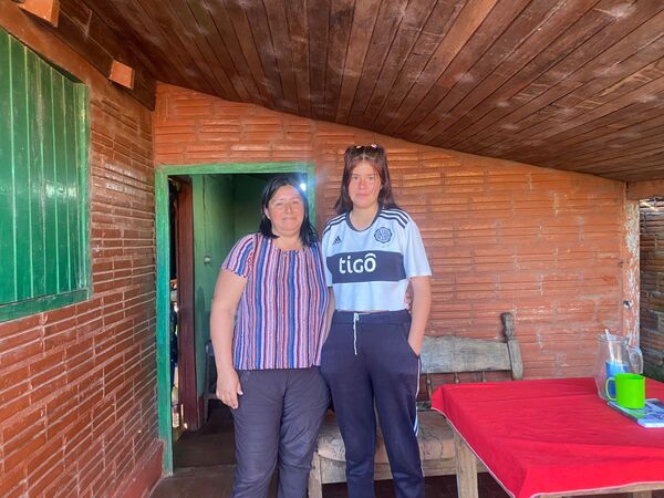 Madre valiente pide ayuda para regalarle una sonrisa a su hija por sus 15 años