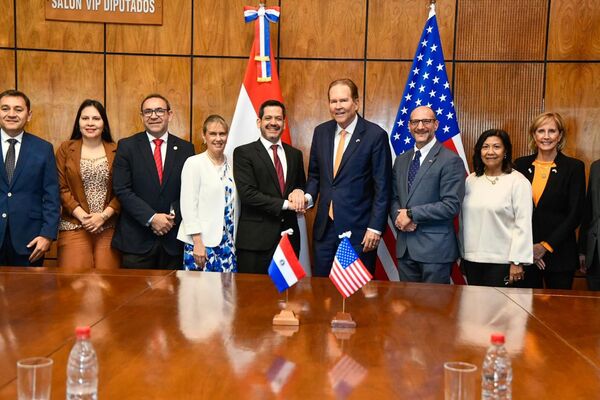 Presidente de Diputados recibió a delegación de congresistas de EE. UU. | Unicanal