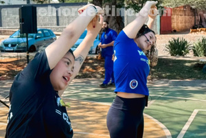 Estudiantes de UCP PJC realizaron jornada especial con clases de yoga y danza, promoviendo bienestar, relajación y movimiento - El Nordestino