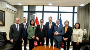 Raúl Latorre recibió a congresistas de EEUU