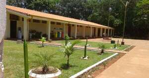 La Nación / Padres denuncian irregularidades en el Colegio Nacional Tembiaporã y piden la intervención del MEC
