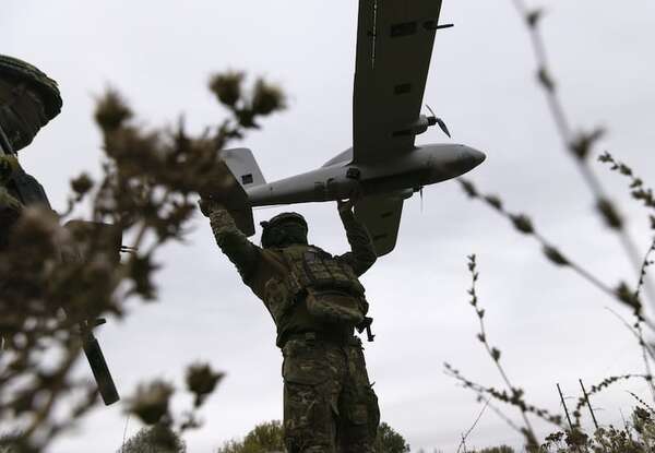 Ucrania lanza una veintena de contraataques al día en el frente, según su Ejército - Mundo - ABC Color