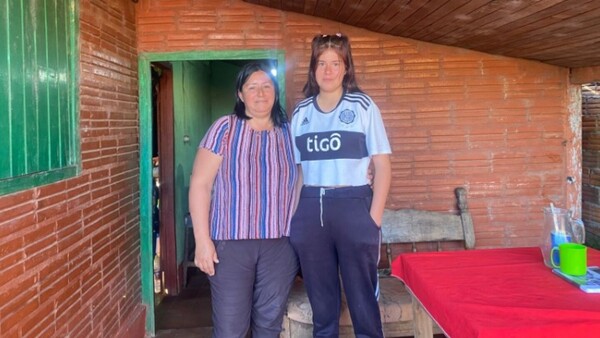 Una madre lucha por darle una fiesta de 15 años a su hija