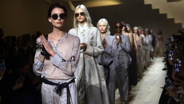 Armani regresa a las pasarelas de Milán