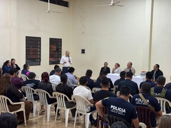 Intendente de Cambyretá se reúne con autoridades policiales y vecinos para reforzar la seguridad