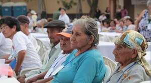 Diputados proponen exonerar del impuesto inmobiliario a adultos mayores de escasos recursos