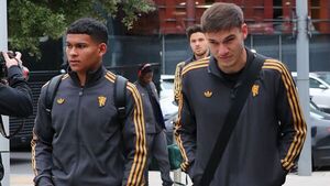 Manchester United: Diego León viajó para el juego con el Brentford