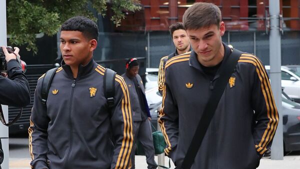 Manchester United: Diego León viajó para el juego con el Brentford