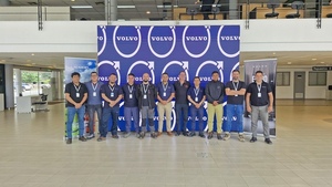 Rieder & Cía. se consolida como sede de referencia en capacitación técnica especializada para la red LATAM de Volvo CE - Amigo Camionero