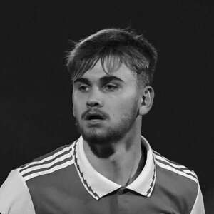 Excanterano del Arsenal muere tras una lesión cerebral - Fútbol - ABC Color