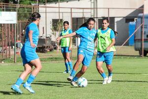 Intensos trabajos de la Albirroja femenina Sub 17