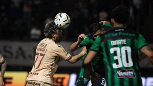 Gol y asistencia de Ronaldo Martínez