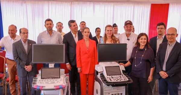 La Nación / Gobierno entrega equipos al Hospital de Acosta Ñu