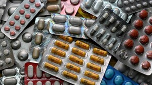 EEUU impone aranceles del 100% a los medicamentos