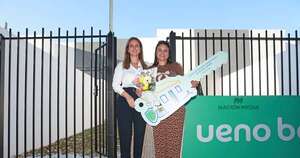 La Nación / “Despertá siendo dueño”: ueno cumple su promesa y regala una vivienda