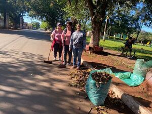 Arroyo Porã se organiza: vecinas impulsan limpieza y hermoseamiento del barrio