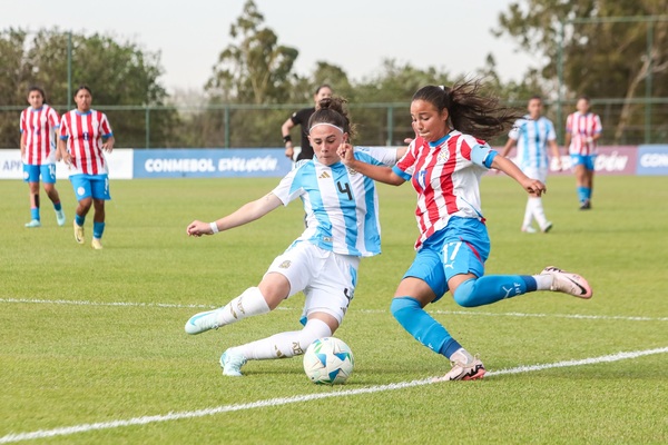 Segunda presentación de la Albirroja Femenina Sub 15