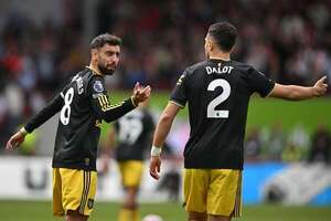 Manchester United, con Diego León en el banco, volvió a perder - Fútbol Internacional - ABC Color